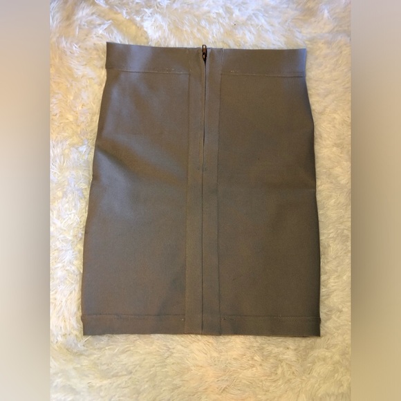 VENUS Grey and Silver Sequin Bandage Mini Skirt size XS-S NWOT - Picture 10 of 14